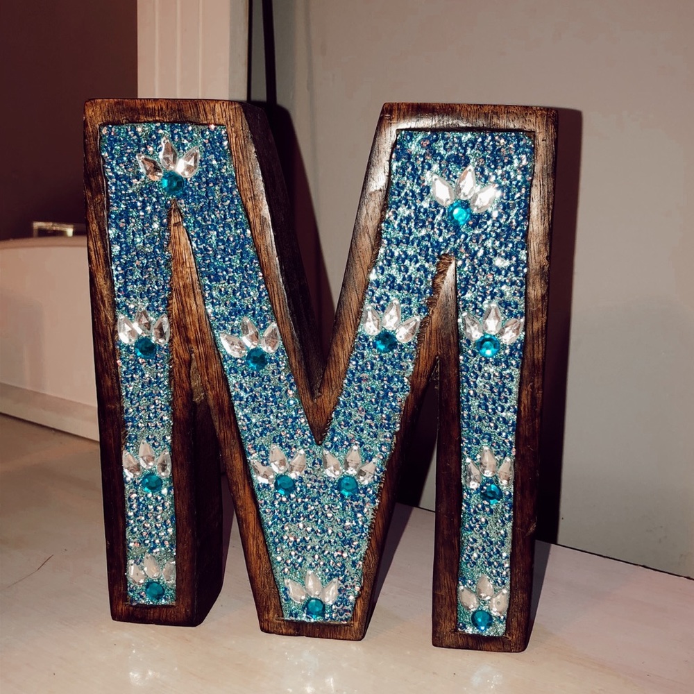 M room decor